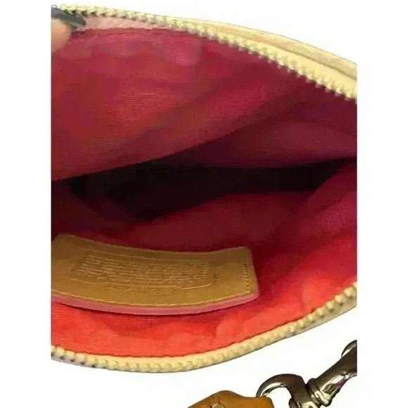 Coach Signature C Pink Crossbody Authentic Leather and Jacquard - Picture 12 of 14